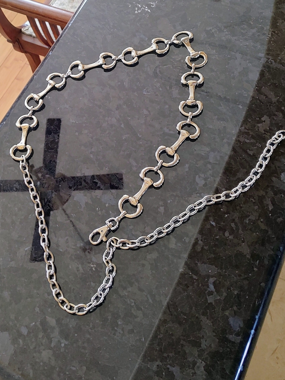 Silver Horsebit-Link Women's Fashion Belt - Picture 5 of 12